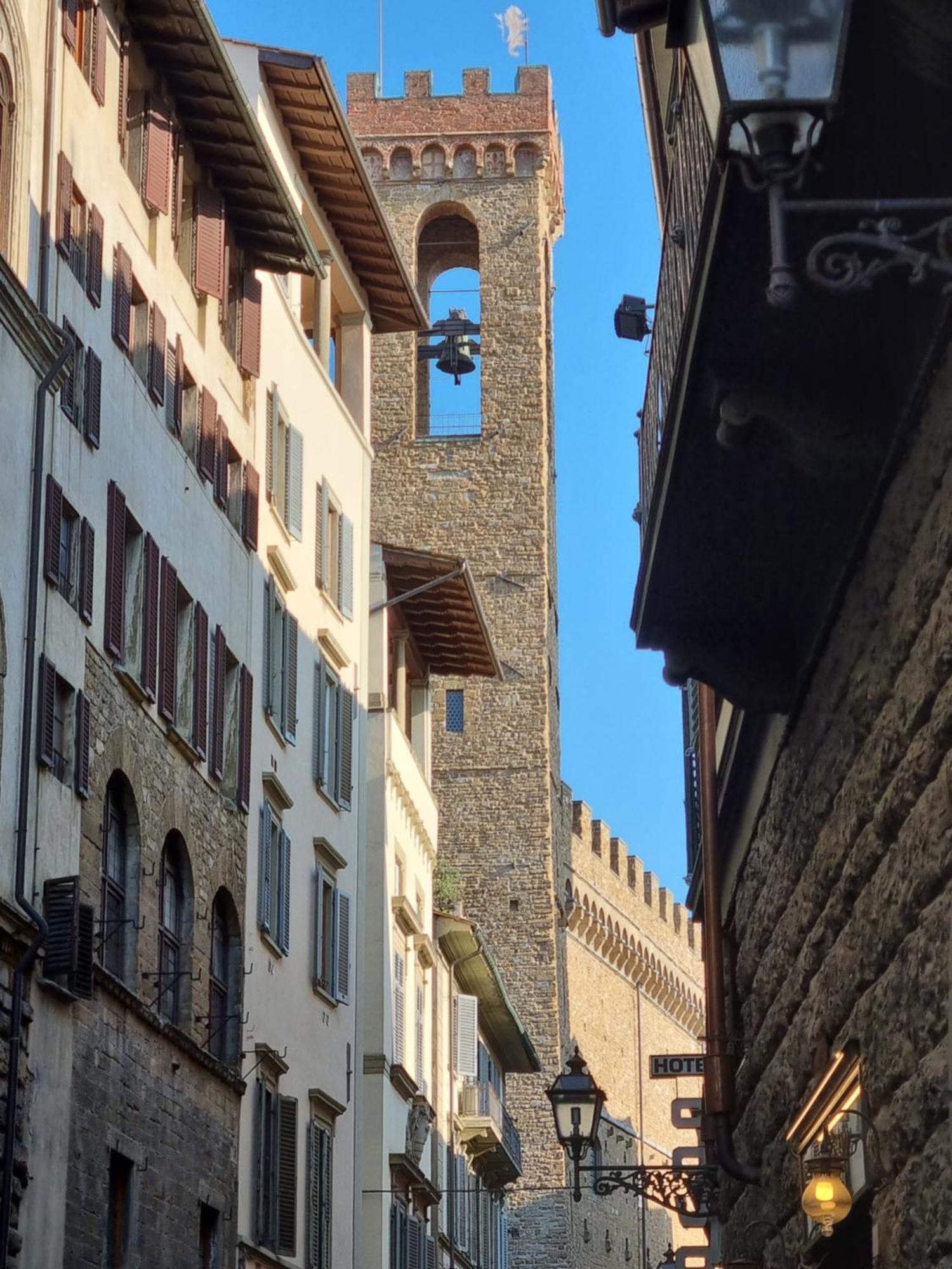 La Sede Dell'Arte Monolocale Studio E Camere In Torre Medievale Vicino A Duomo E Piazza Signoria Florenţa Exterior foto